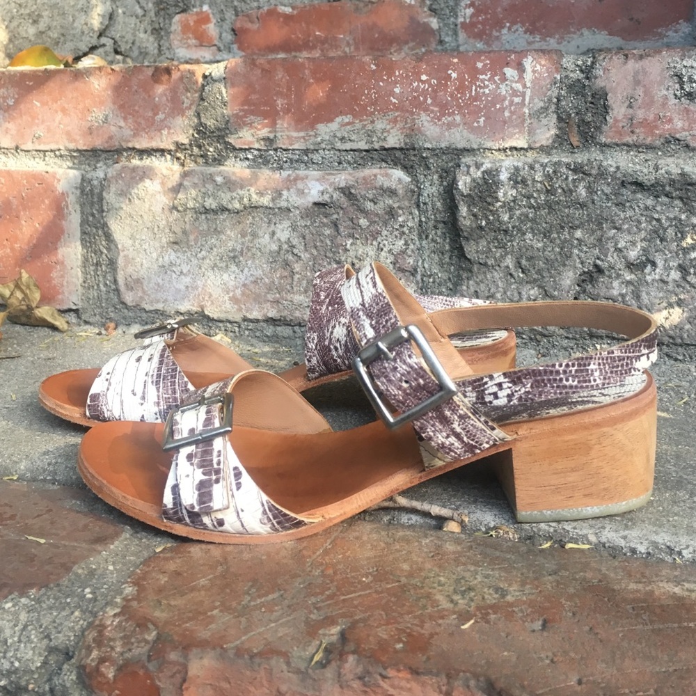 A Détacher Ramona Serpent Sandals
